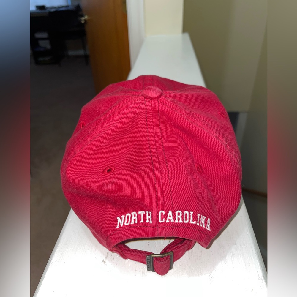 Women’s Cap - Picture 4 of 4